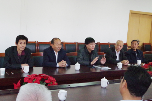 徐长玉馆长主持