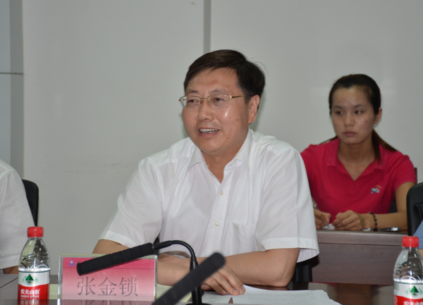 张金锁校长介绍米兰情况